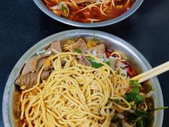 -薛记襄阳香辣牛肉面(平安路店)