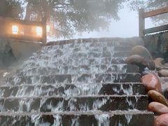 -灵秀温泉