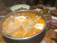 -亮欢寨酸汤鱼(沙冲路店)