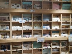 面包甜点陈列柜-猫的天空之城概念书店(苏州诚品店)