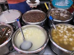 -海口骑楼小吃街