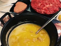 -鲜入围煮花胶鸡海鲜火锅