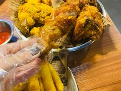 -BHC炸鸡(明洞总店)