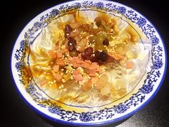 -西街夜油条·麻团包乌饭