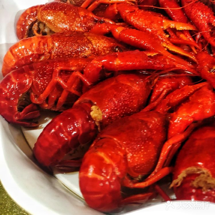 浦东美食街精品龙虾馆 虾雨小龙虾美妙好滋味！