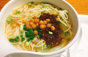 Spicy Sichuan Noodles with Pork Sauce