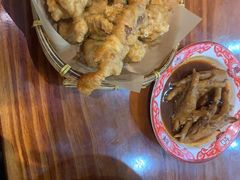 -爆炸头阿姨小四川正宗川味小吃(无任何分店)