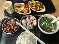 -荟选餐饮徐家汇社区食堂(徐虹北路店)