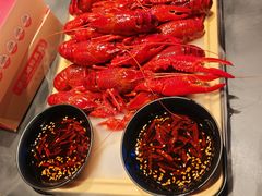 -肥肥虾庄·金牌油焖大虾(杨园滨江时代walk店)