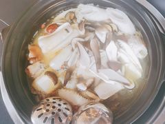 -野菌皇海景野生菌火锅(滨海大道店)