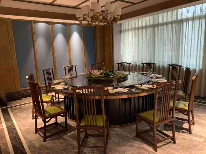 太太满庭芳(经开店)-"又是搜索附近没吃过的酸菜鱼店,第一次点的.