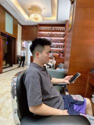 -尼特斯男士发型馆