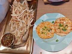 -街角等你.大连海鲜烧烤.经典铁板海鲜串(西安路店)