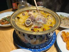 -关东小磨东北菜(上海长风大悦城店)