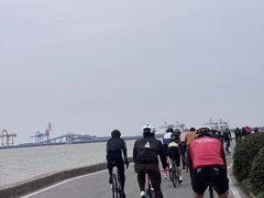 -迪卡侬(环球港店)