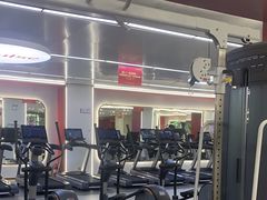 -英派斯健身旗舰店(海信国际中心馆)