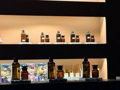 -泰·菩提树下[泰式按摩x精油SPAx肩颈头疗](新景店)