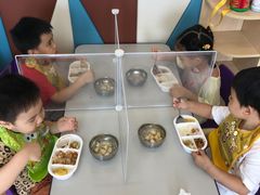 -婴智贝佳蒙特梭利早教托育中心(杨浦店)