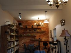 -花苑里咖啡(威远店)