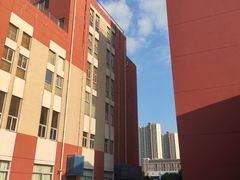 -上海市工商外国语学校