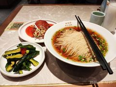 -松鹤楼面馆·古法焖肉面(观前店)