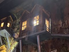 -破瓦寒窑·地摊烤羊排