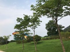 -汤山欢乐水世界