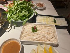 -左庭右院鲜牛肉火锅(七宝领展广场店)