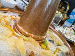 -岳记兴隆·青城腊排铜火锅(融创店)