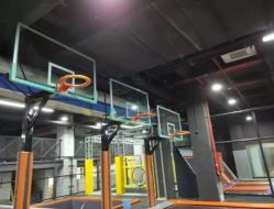 -蹦贝运动中心·蹦床·攀岩·闯关(龙岗店)