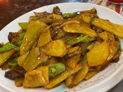 地三鲜-川哥辣妹(南岗店)