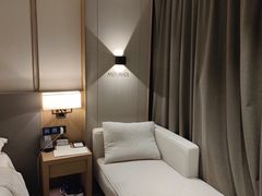 -乔治莫兰迪酒店(济南解放路山东大学店)