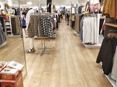 -优衣库(东莞汇一城店)