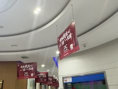 -雅悦齿科(顾村公园店)