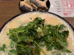-肥汁米蘭香港米线(定西路店)