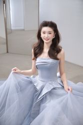 -洋洋婚纱品牌集合店