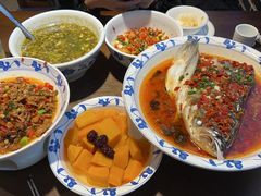 -八碗湘长沙市井菜(坡子街店)