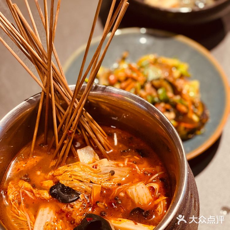 寻味大连 金碧辉煌社区烧烤专营店勤俭街店