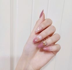 -Pink You美甲美睫纹绣定制中心