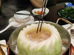 -得意咚瓜·顺德鱼生·冬瓜火锅(深圳首店)