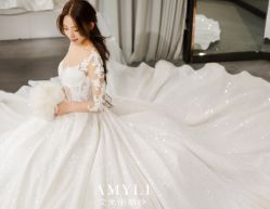 -艾米丽婚纱礼服