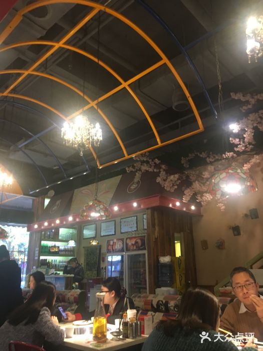 味之绝美蛙鱼头火锅(高新店)大堂图片