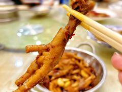 -江城燕子大排档(江汉路步行街店)