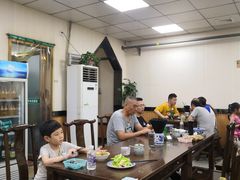 -崇德楼水盆牛羊肉泡馍馆(文艺路店)
