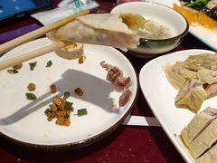 -鸿亨泰杂鱼馆(港馨家园店)