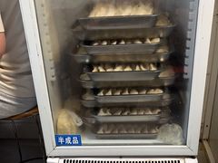 -胡记锅贴·沪上游子老鸭粉丝汤(太原路店)