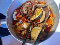 -鸣记脆皮烤鱼·海鲜烤鱼(三八广场店)