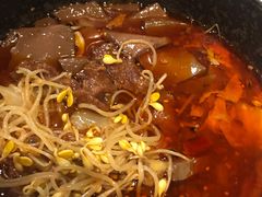 -哇蛙牛功夫面渝都料理(龙阳广场店)