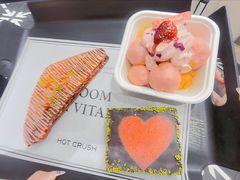 -HOT CRUSH趁热集合·现烤面包(上海环球港店)