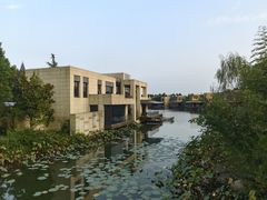 -上海怡沁园度假酒店